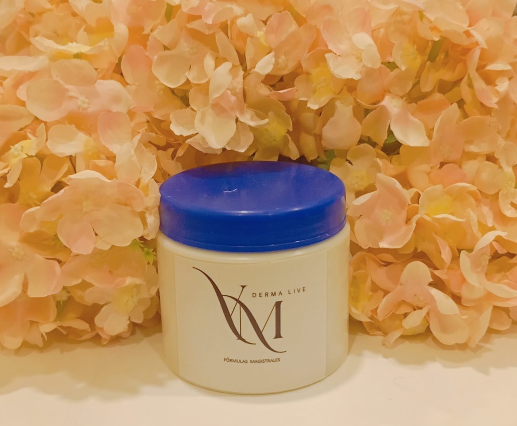001SC Scrub Facial con Acido Salicílico. 250g